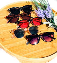 Load image into Gallery viewer, RTS Women’s Sunglasses
