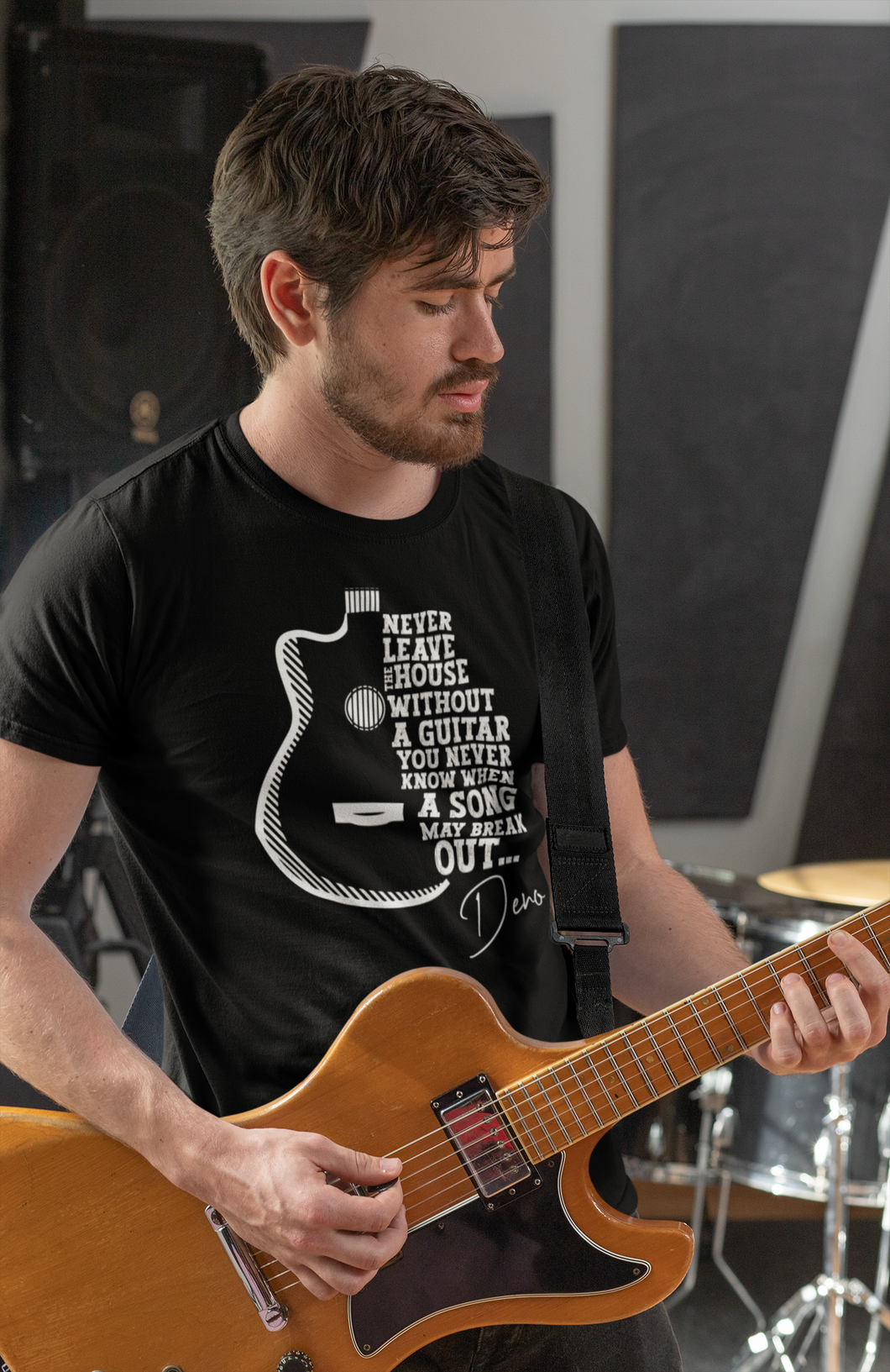 Deno T-Shirt never leave home without a guitar 1